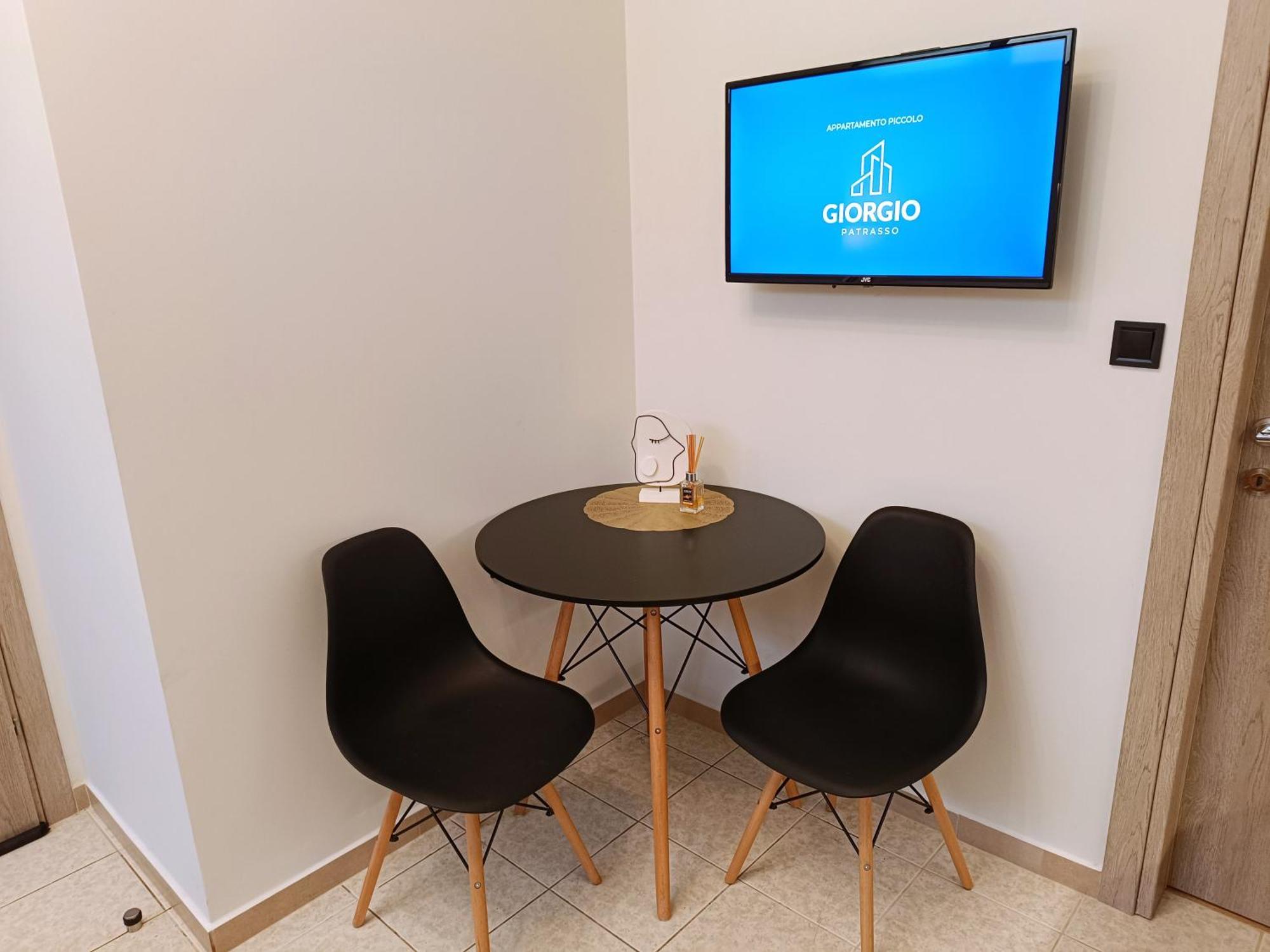 Giorgio Patrasso - Micro Apartment In The Center Of Patras Extérieur photo